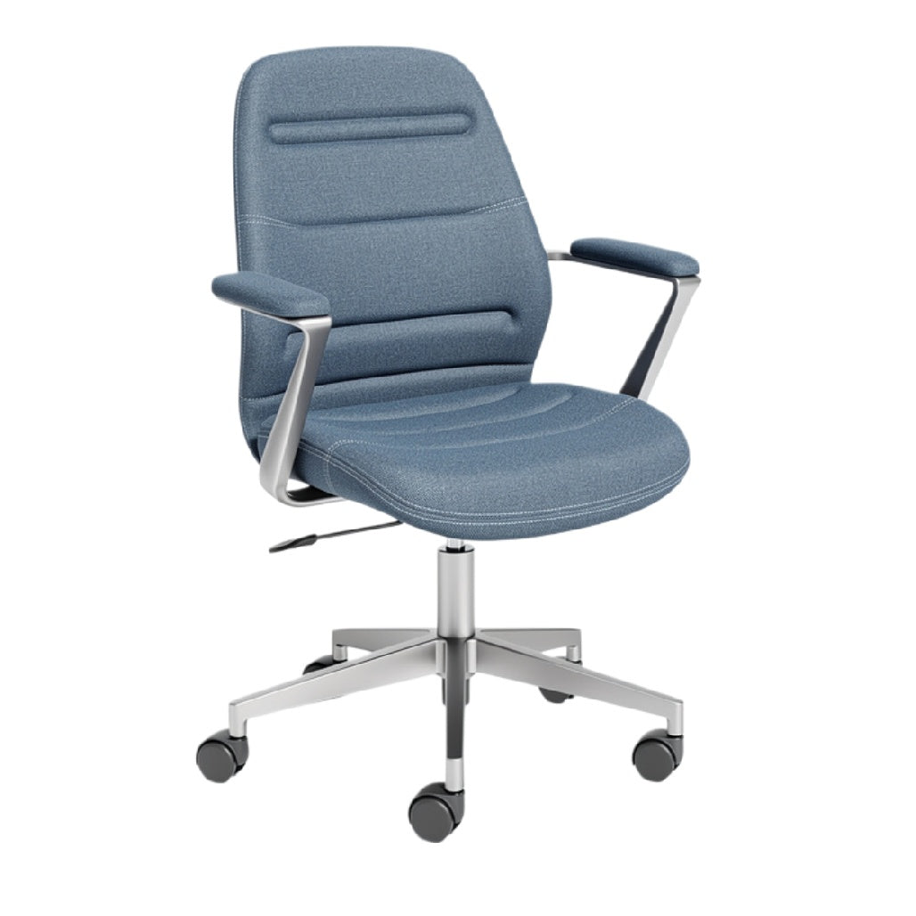 **Ergonomiczne krzesło biurowe z regulowanym oparciem i kółkami**